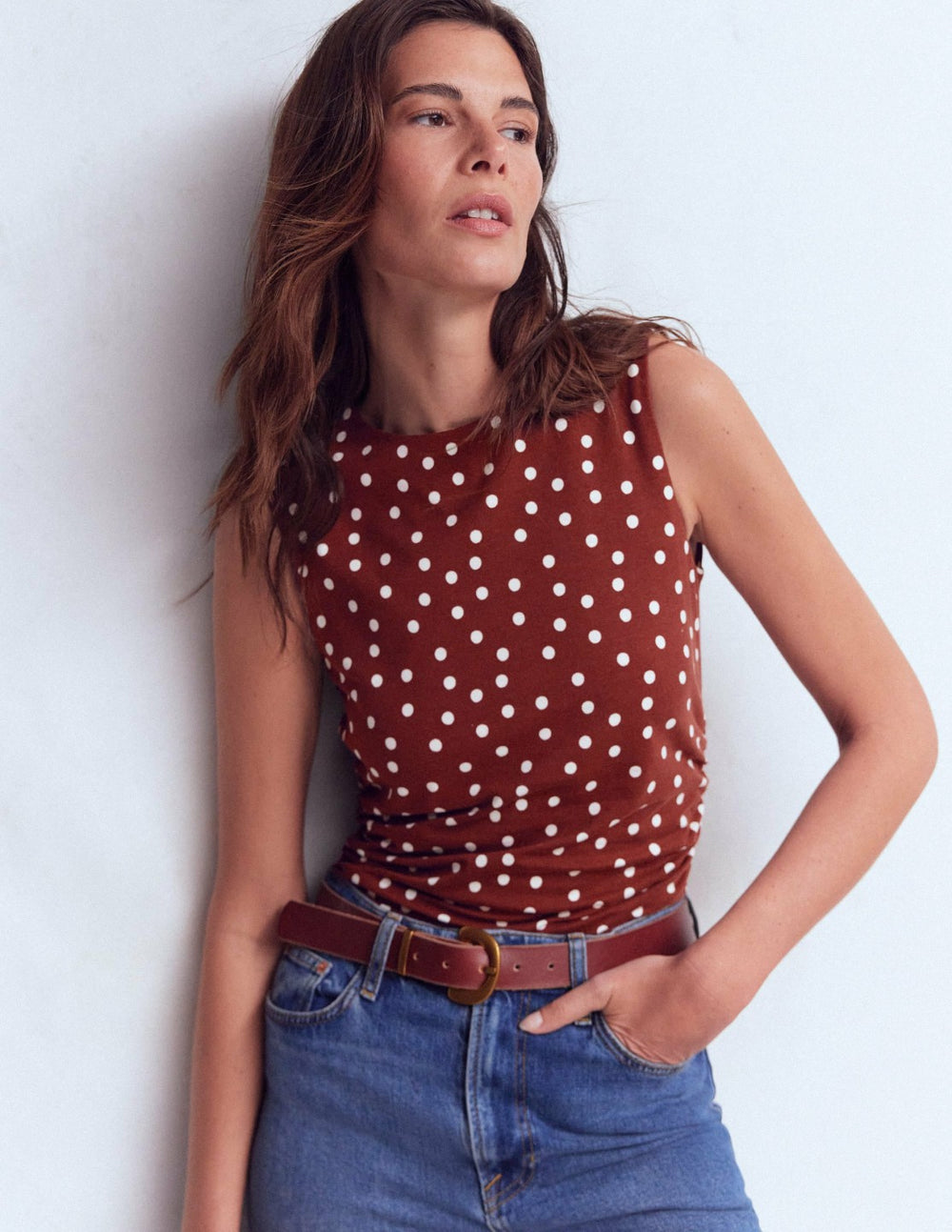 Tia Sleeveless Ruch Jersey Top-Bitter Chocolate & Ivory Spot / Boden