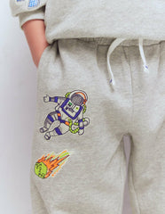 Badge Sweatpants-Grey Space / Boden On sale