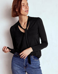 Tie Neck Supersoft Top-Black / Boden Outlet