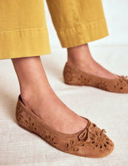 Cut Out Ballet Flats-Gingersnap / Boden Sale