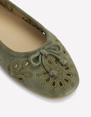 Cut Out Ballet Flats-Deep Olive / Boden Online