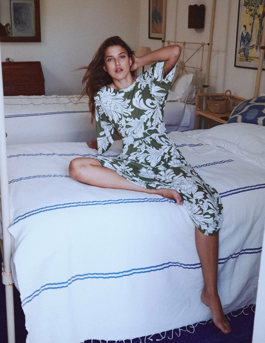 Imelda Kimono Jersey Dress-Olive, Botanical Flourish Mono / Boden Outlet
