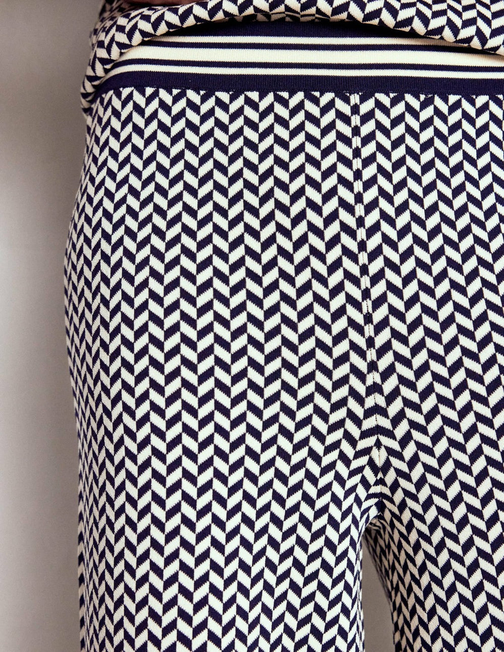 Jacquard Knitted Trousers-Geo Navy and Ivory Jacquard / Boden Outlet