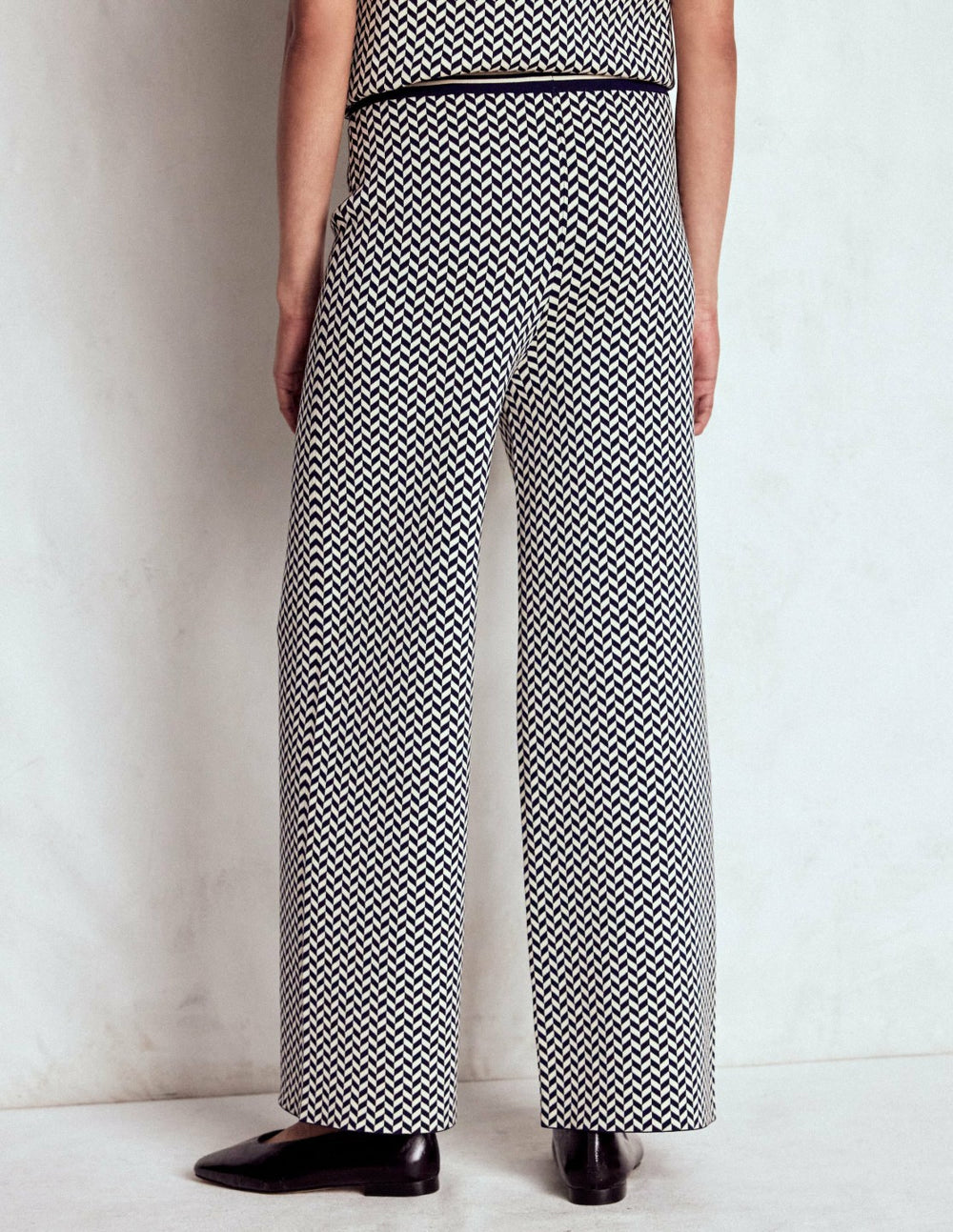 Jacquard Knitted Trousers-Geo Navy and Ivory Jacquard / Boden Outlet