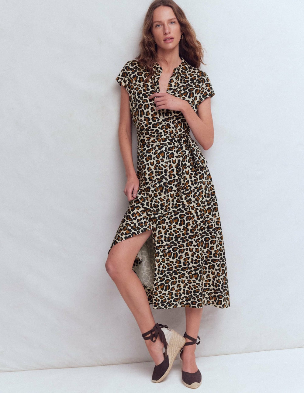 Marcia Jersey Shirt Dress-Almond Milk, Cheetah Pop / Boden Sale