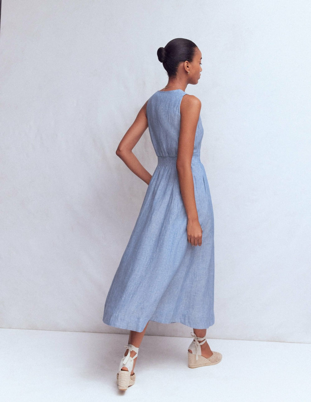 Catherine Button Linen Dress-Chambray / Boden Discount