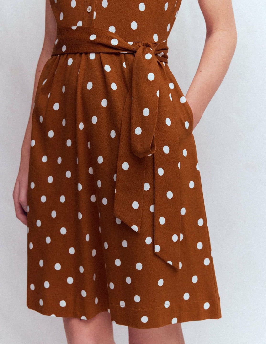 Honor Short Jersey Shirt Dress-Cognac, Painted Dot Spaced / Boden On sale