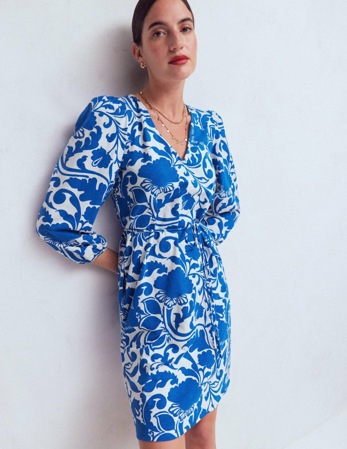 Cary V-Neck Jersey Dress-Blue, Flourishing Meadow / Boden