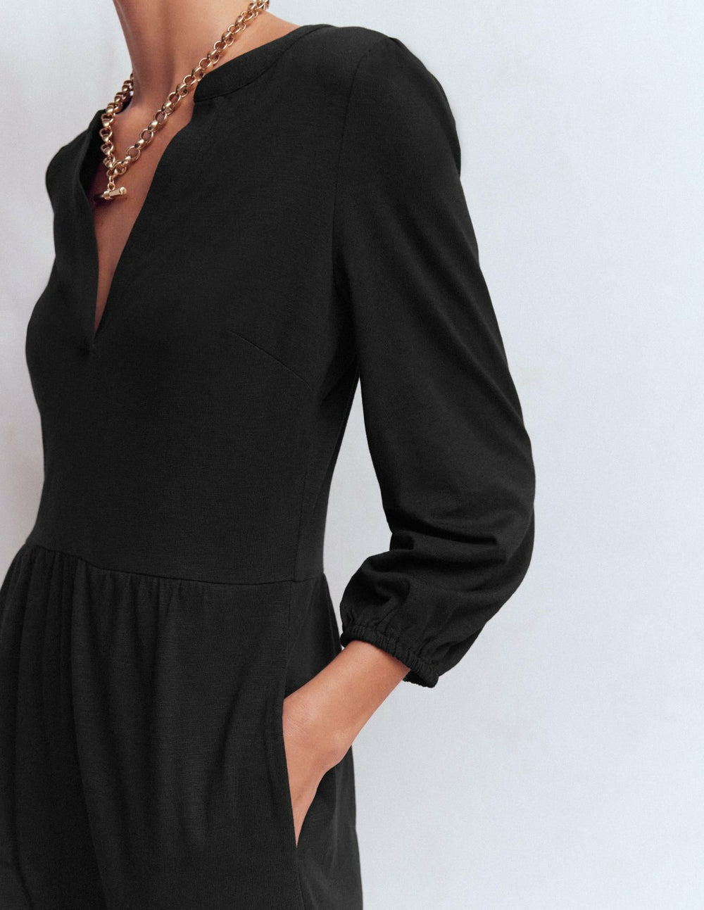 Cathy Notch Neck Jersey Dress-Black / Boden