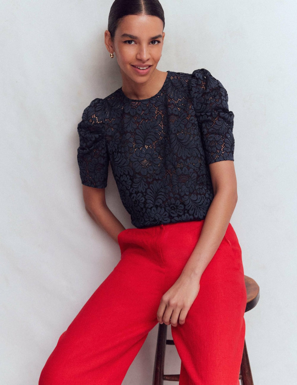 Pleat Sleeve Lace T-shirt-Navy / Boden Outlet