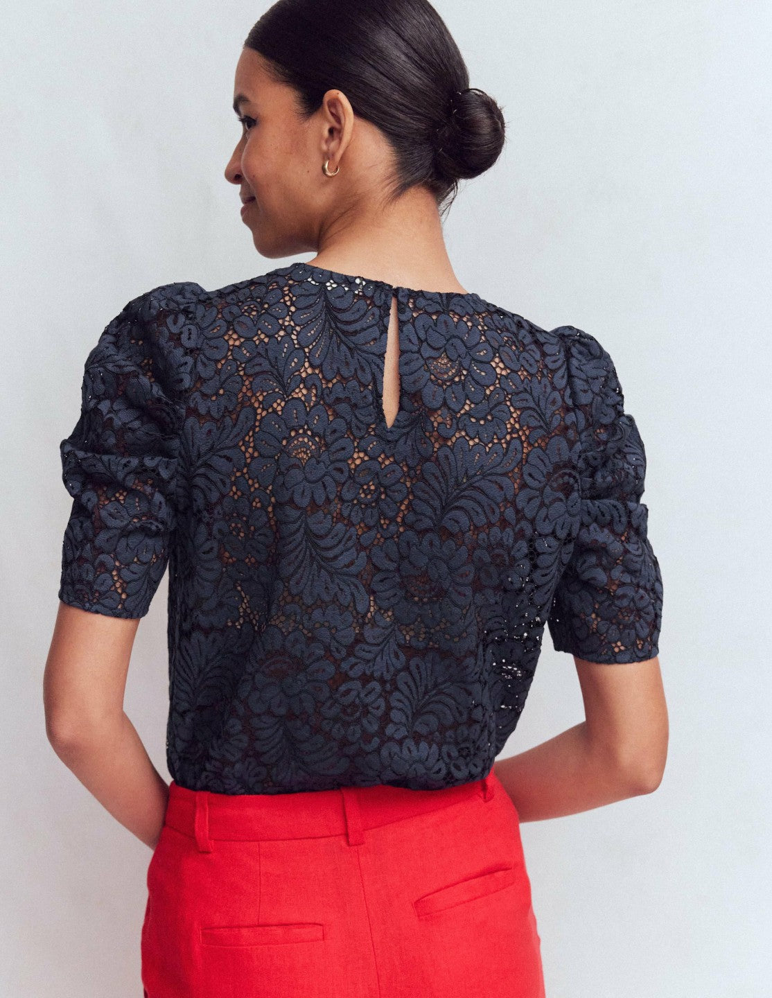 Pleat Sleeve Lace T-shirt-Navy / Boden Outlet