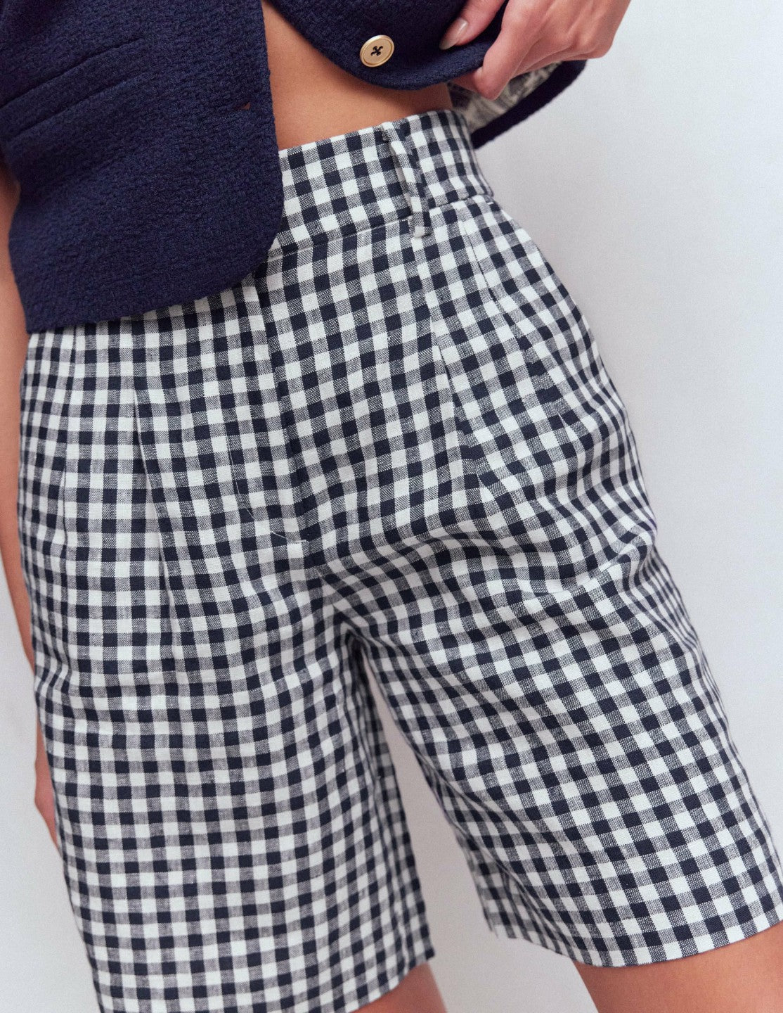 Kensington Linen Shorts-Navy Gingham / Boden us