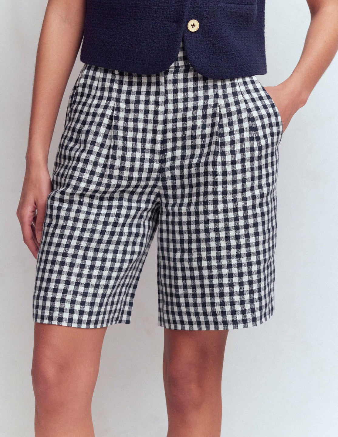 Kensington Linen Shorts-Navy Gingham / Boden us