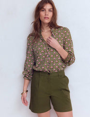 Chino Shorts-Woodland Green / Boden