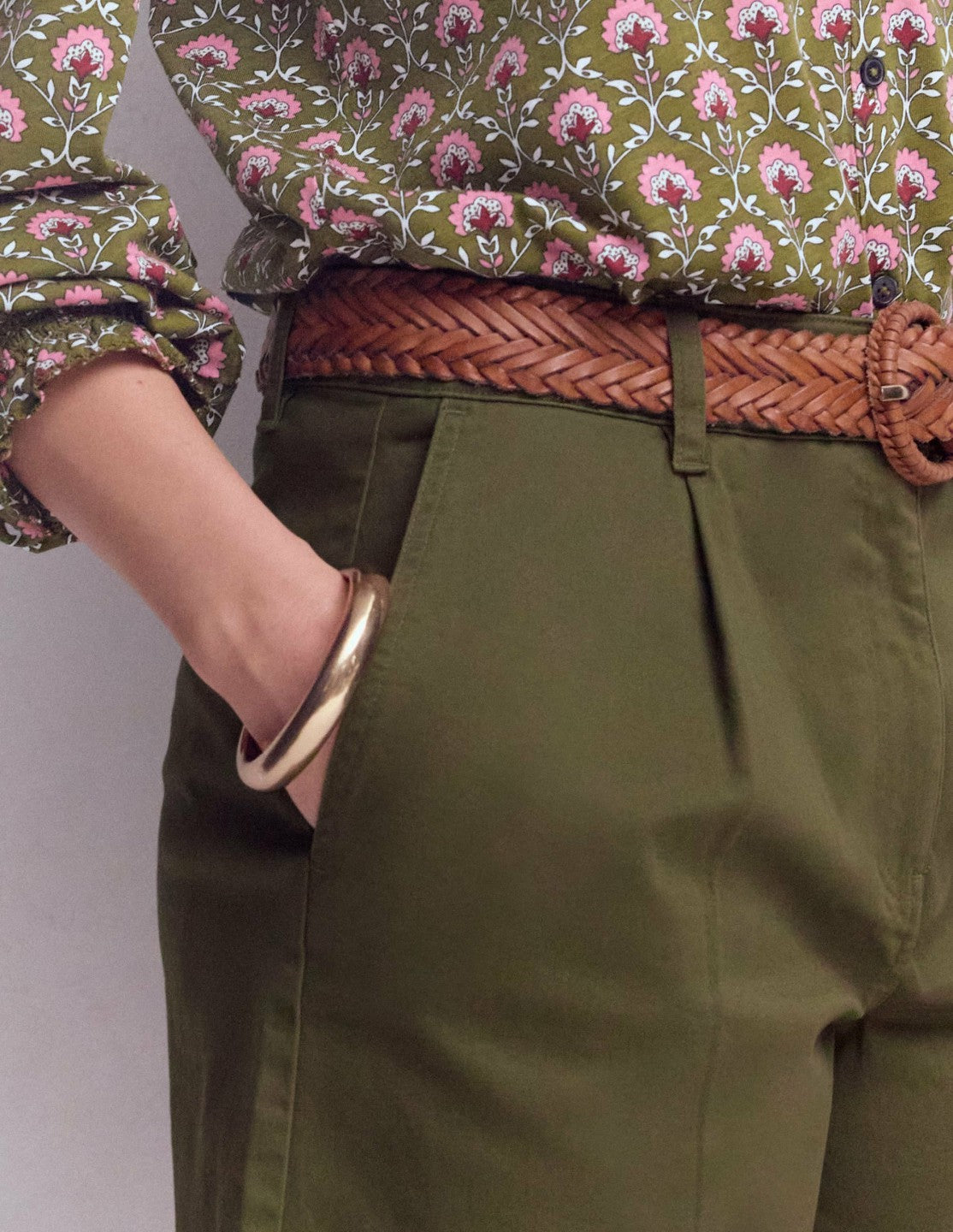 Chino Shorts-Woodland Green / Boden
