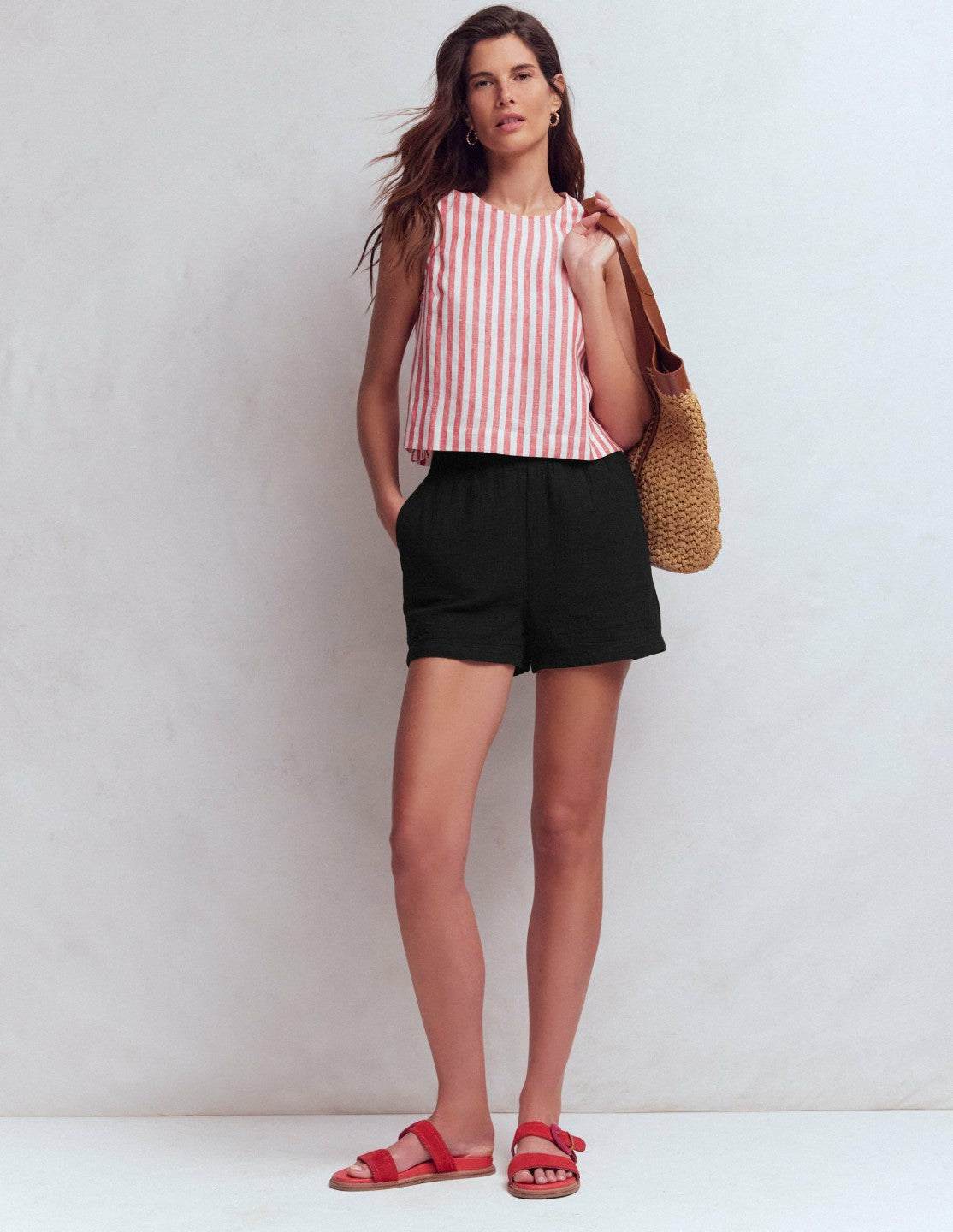 Pull On Double Cloth Shorts-Black / Boden Sale