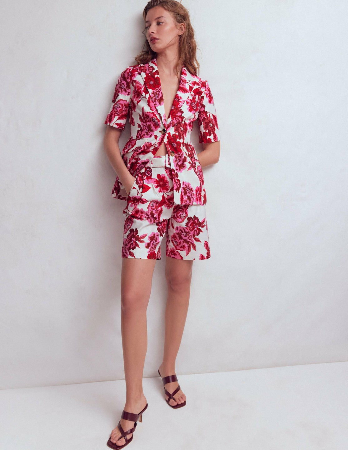 Chelsea Belted Tailored Shorts-Sangria Sunset, Floral Print / Boden us