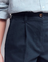 Chino Shorts-Navy / Boden Outlet