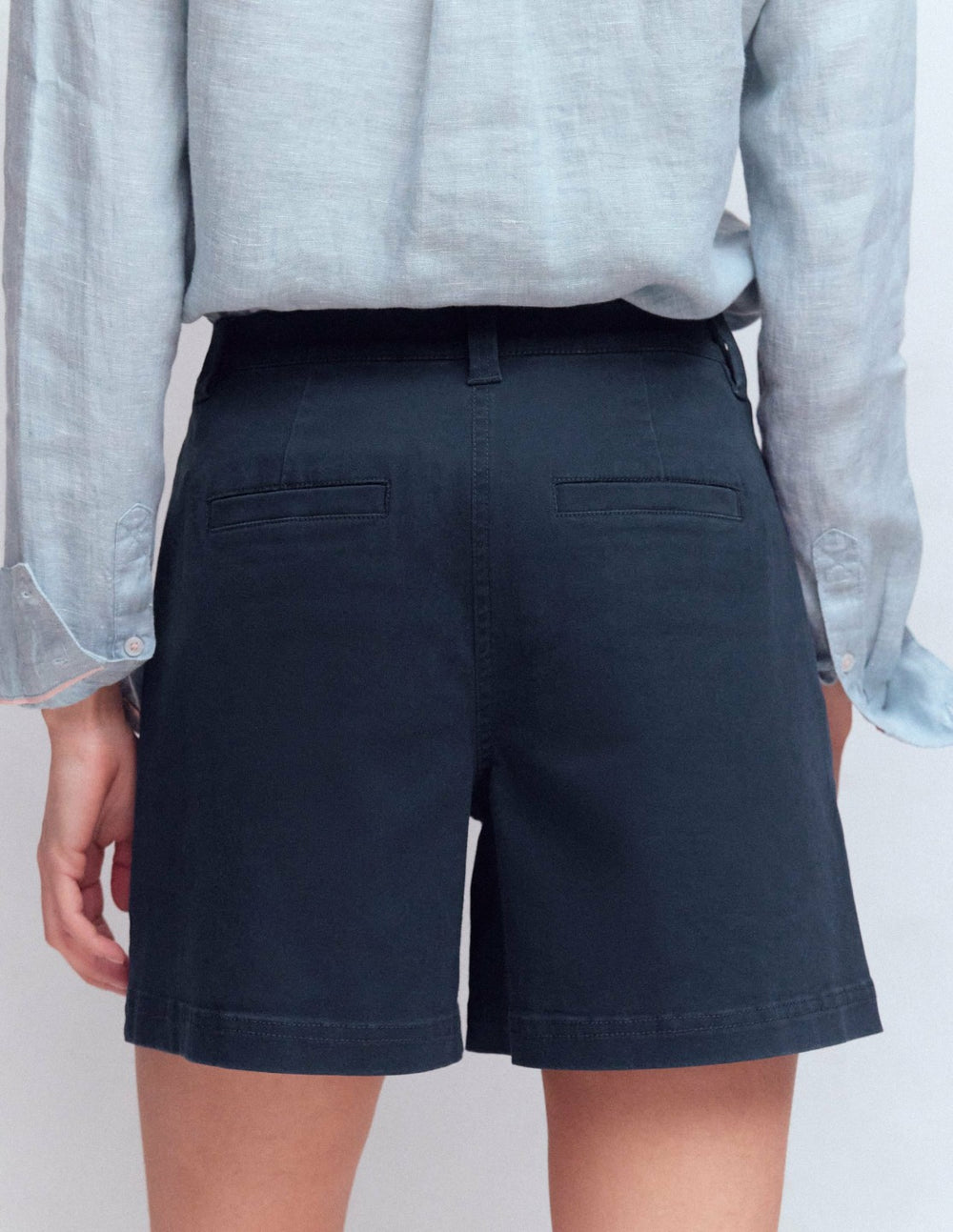 Chino Shorts-Navy / Boden Outlet