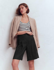 Highbury Pleated Linen Shorts-Black / Boden Online
