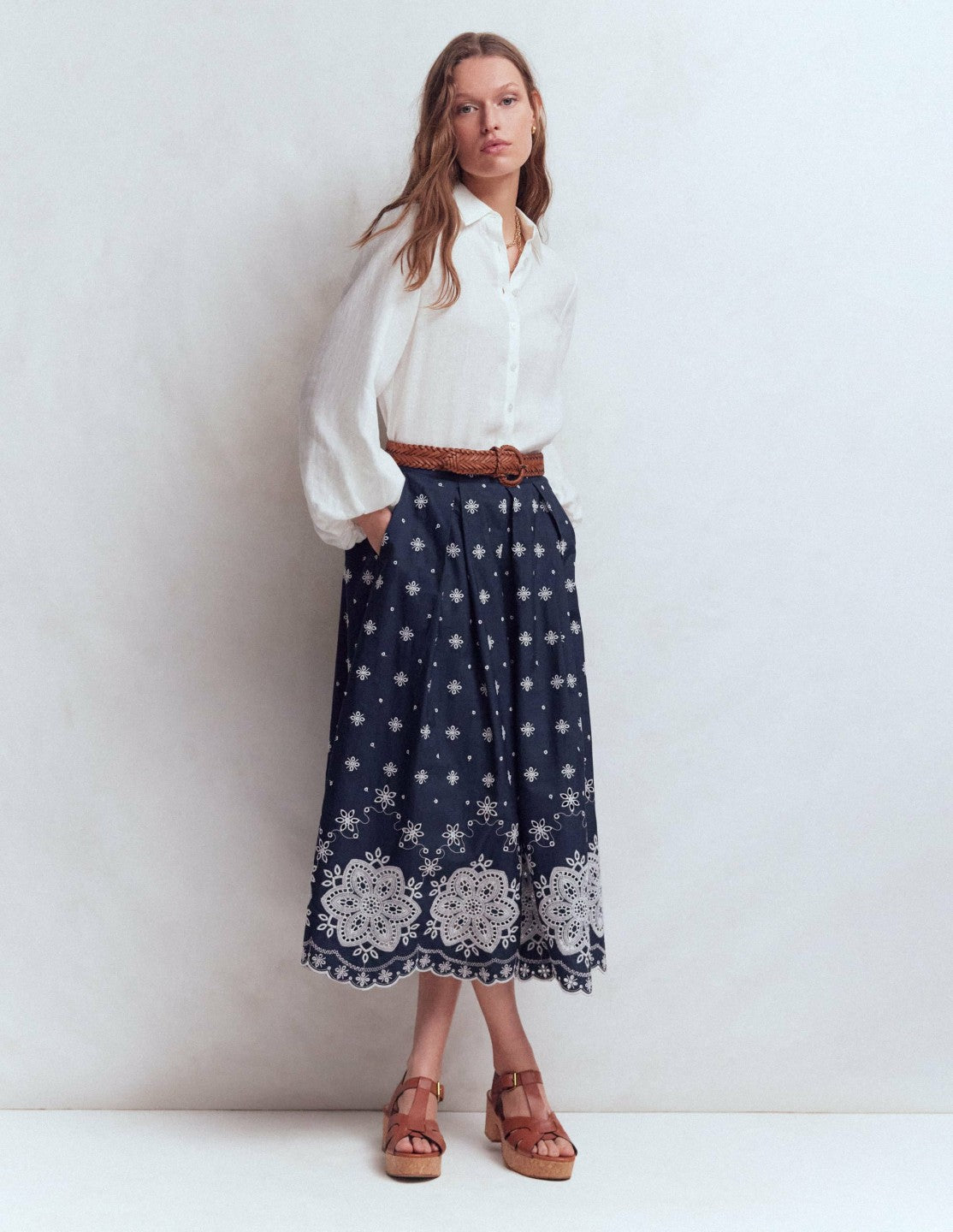 Verity Broderie Poplin Skirt-Navy / Boden Sale