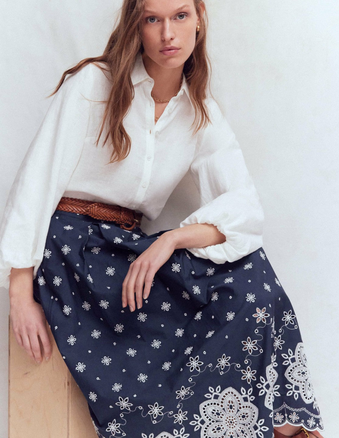 Verity Broderie Poplin Skirt-Navy / Boden Sale