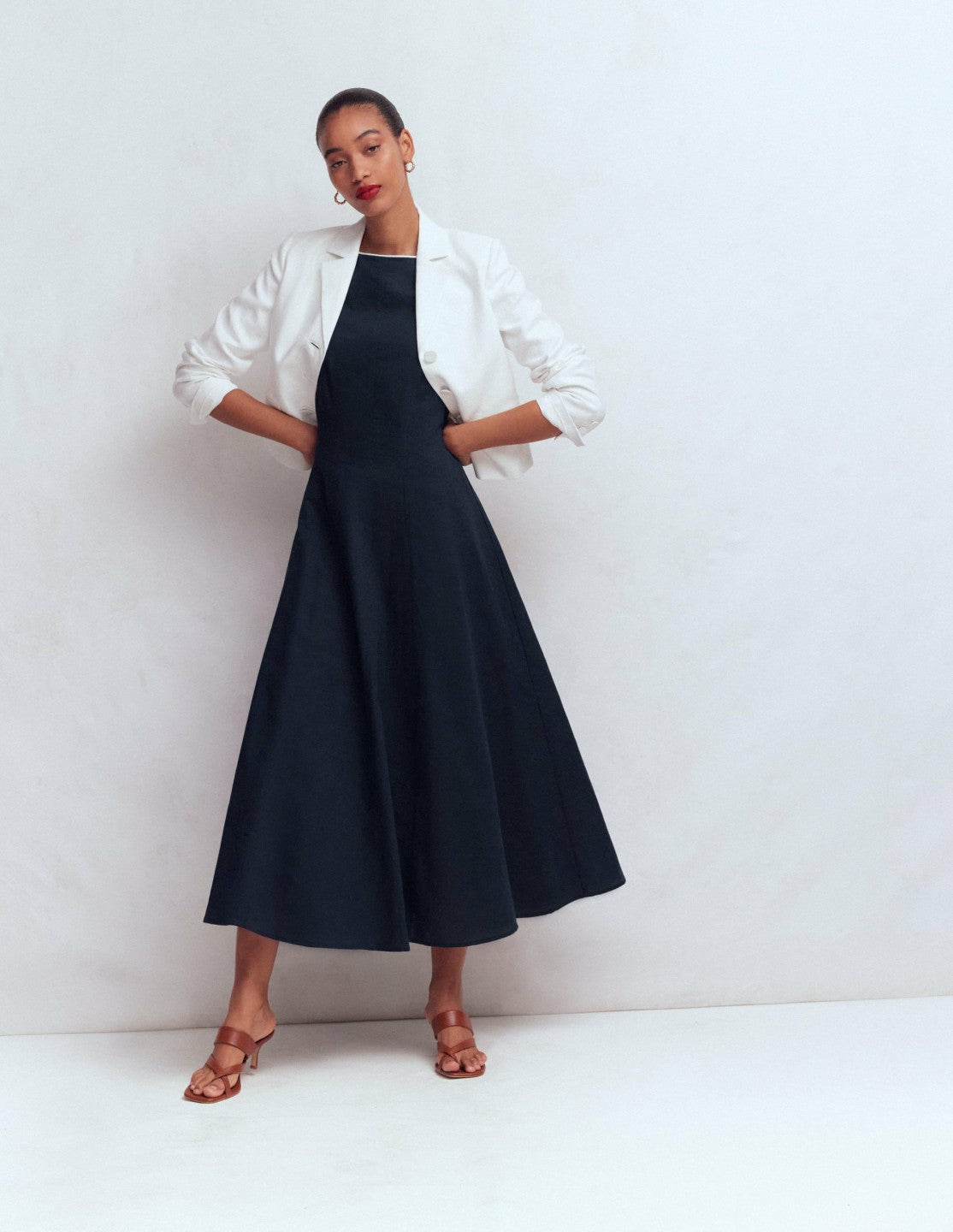 Annet Linen Blend Midi Dress-Navy / Boden Outlet