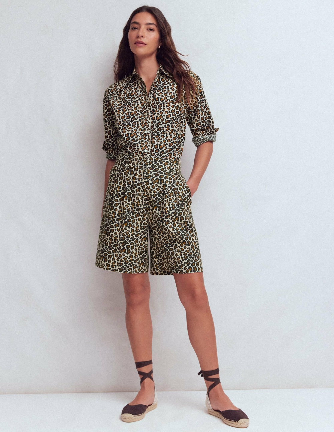 Kensington Linen Shorts-Almond Milk, Cheetah Pop / Boden Outlet