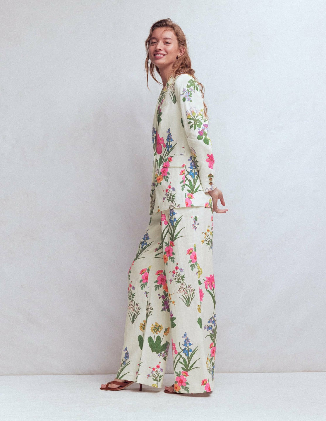 Kensington Linen Pants-Ivory, Delicate Blossom / Boden
