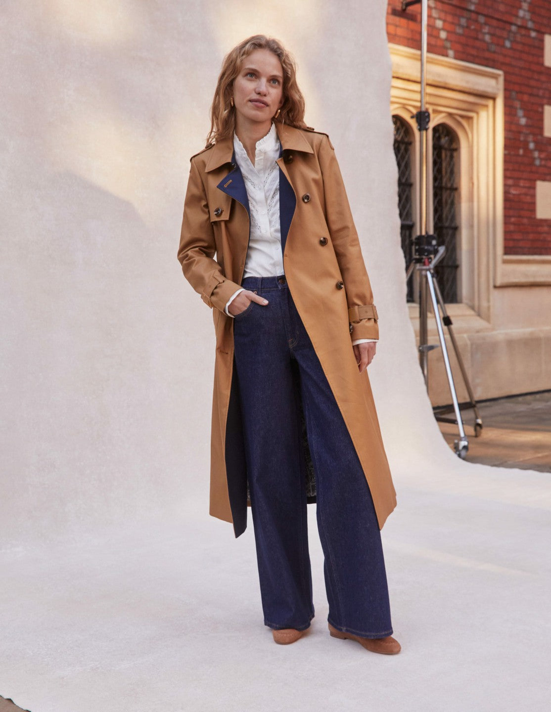 High Rise Wide Leg Jeans-Indigo Rinse / Boden On sale