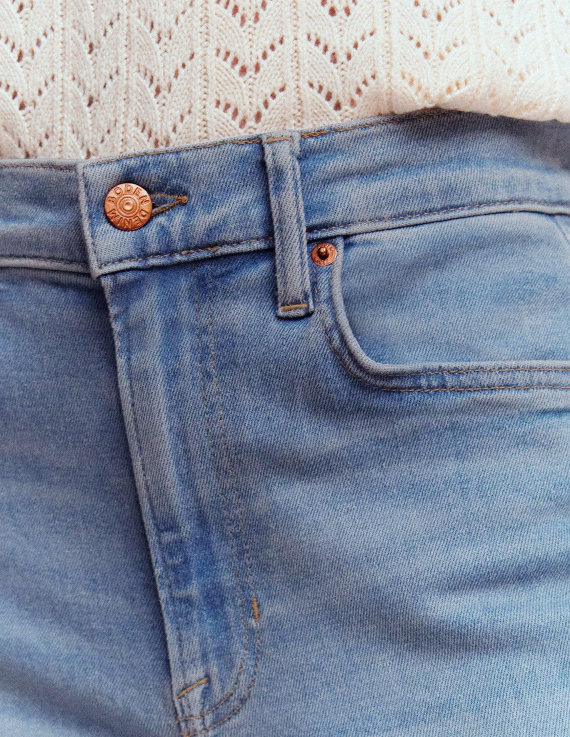 High Rise Wide Leg Jeans-Light Vintage / Boden Sale