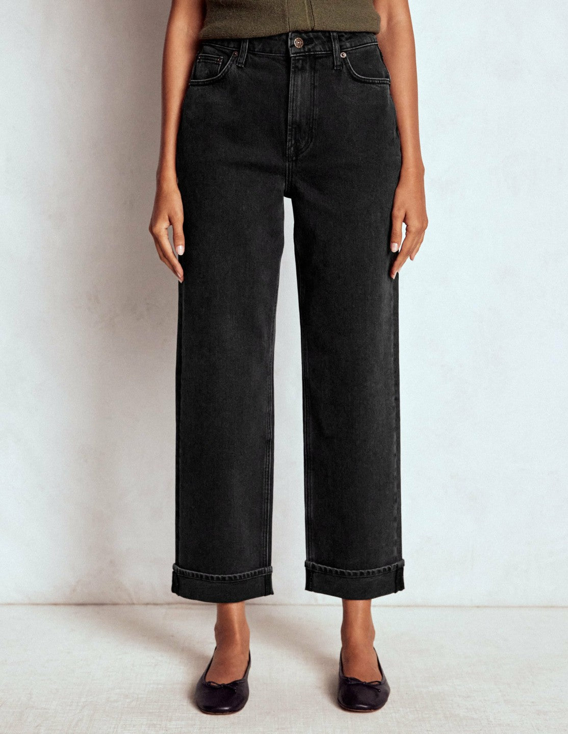 Mid Rise Straight Leg Jeans-Washed Black / Boden Discount