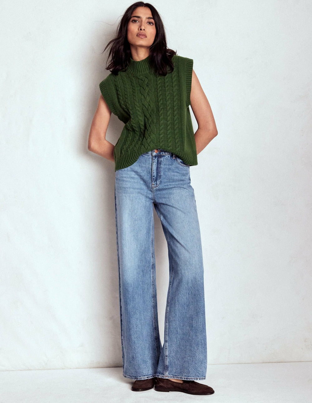 Relaxed Wide Leg Jeans-Mid Vintage / Boden