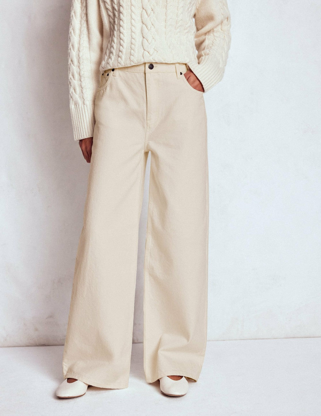 Relaxed Wide Leg Jeans-Ecru / Boden Sale