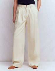 Pleated Wide Leg Jeans-Ecru / Boden Online