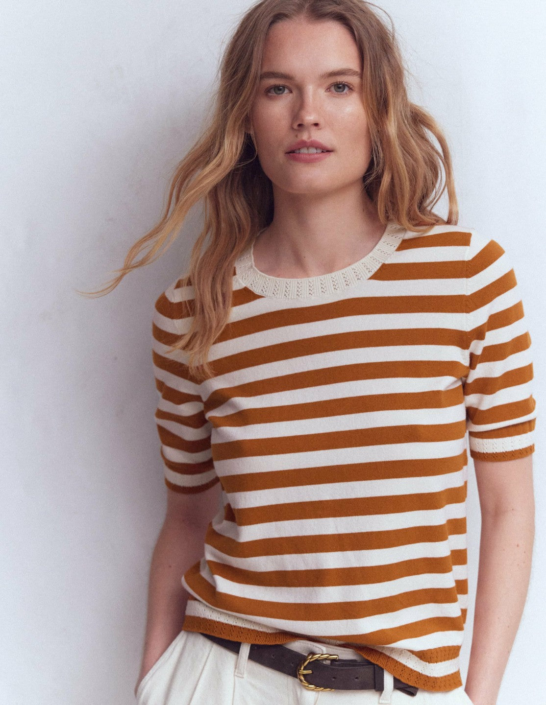 Emilia Cotton Crew T-shirt-Cognac/ Warm Ivory / Boden Online