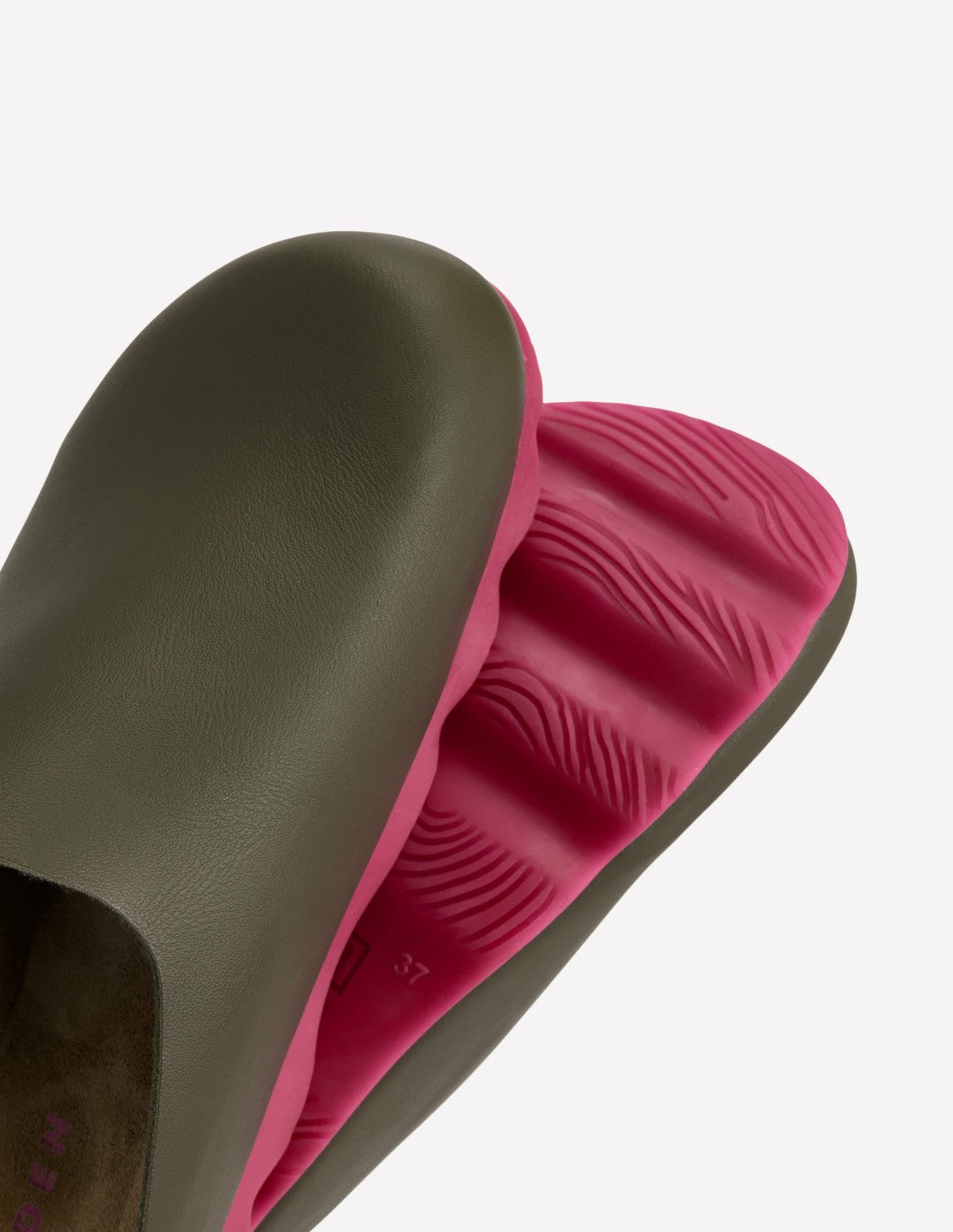 Lyla Colour Block Clogs-Khaki/Pink / Boden Outlet
