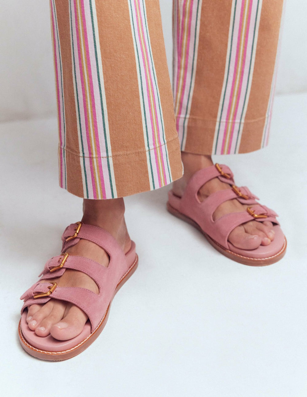 Triple Strap Footbed Sandal-Dusty Pink / Boden Online