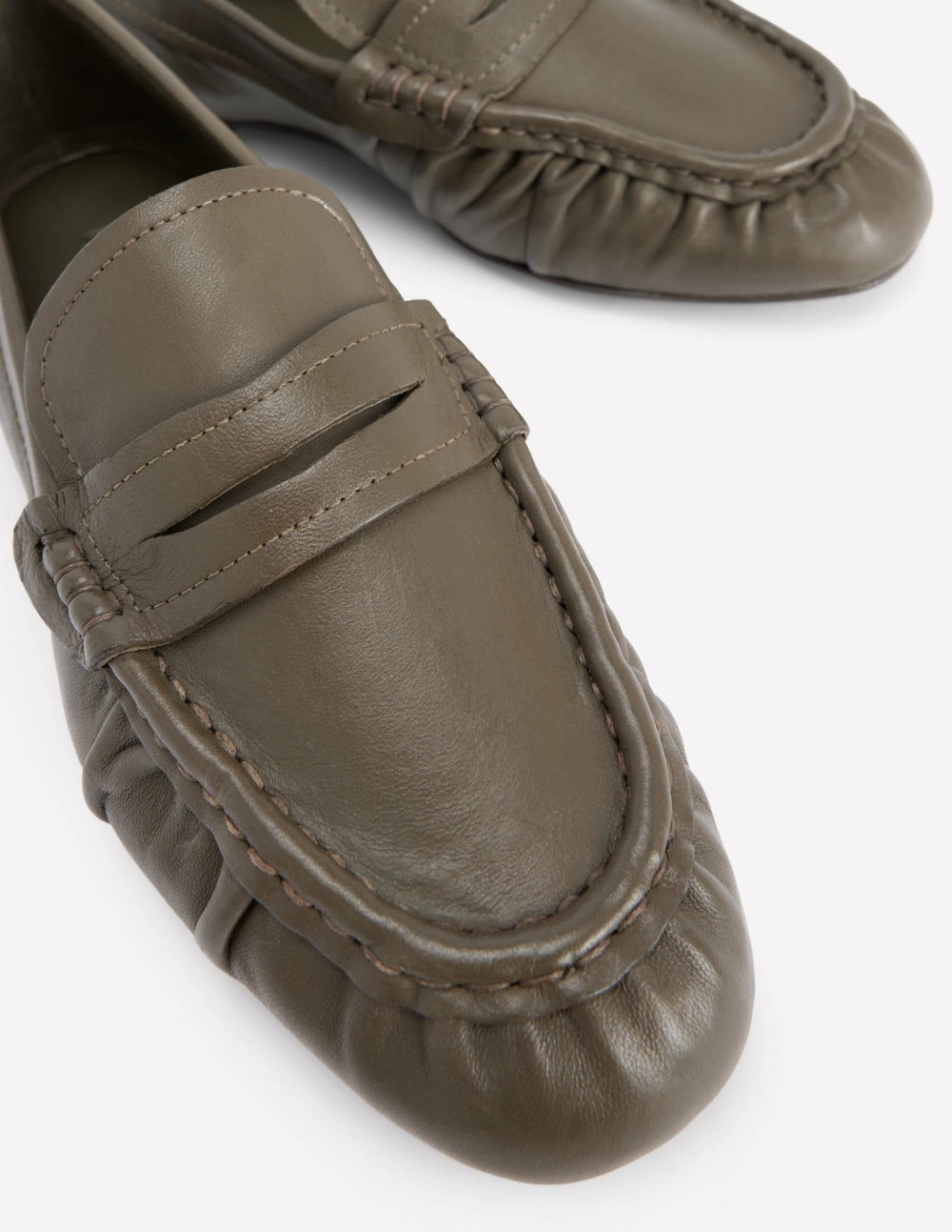 Super Soft Flexi Loafer-Deep Olive / Boden us
