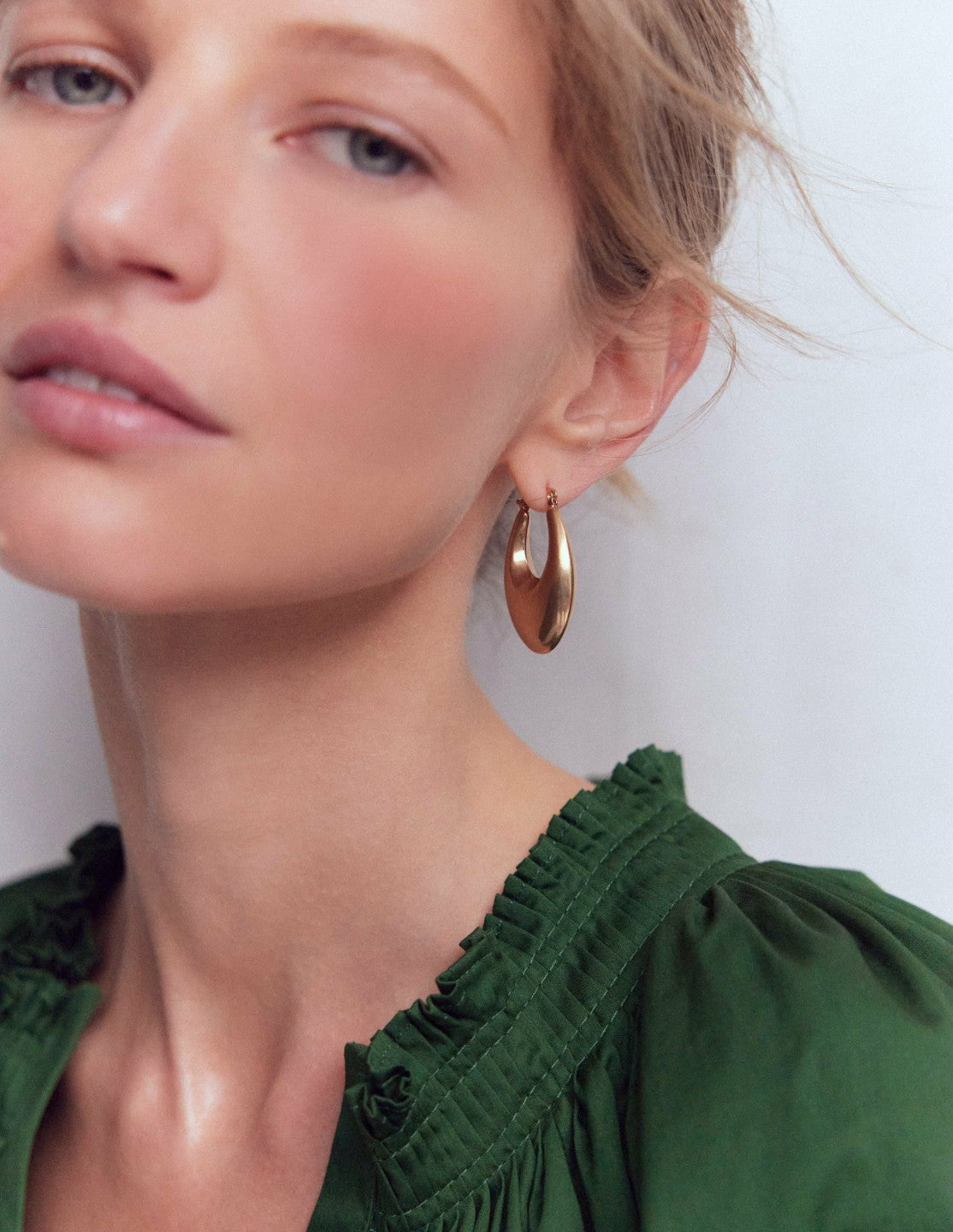 Chunky Curve Hoops-Gold Colour / Boden On sale