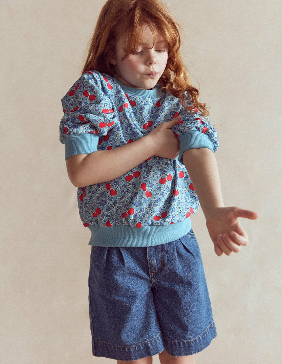 Printed Sweatshirt-Blue Cherries / Boden Online