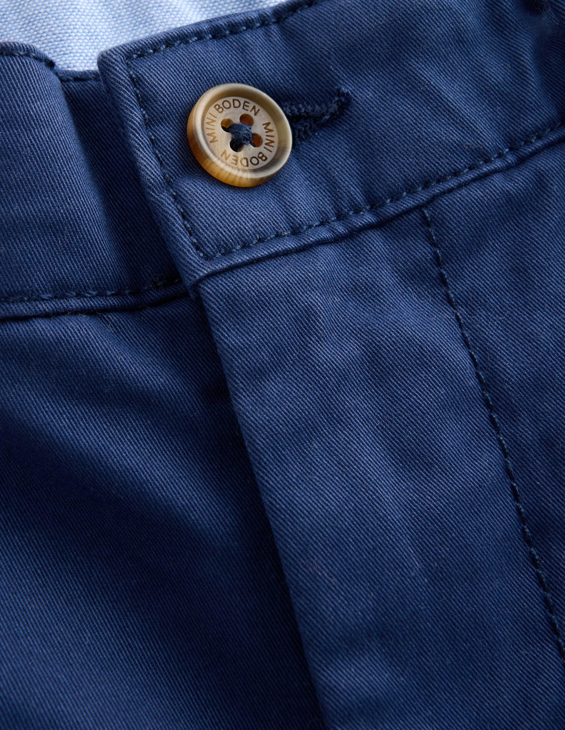 Classic Chino Shorts-College Navy / Boden Sale