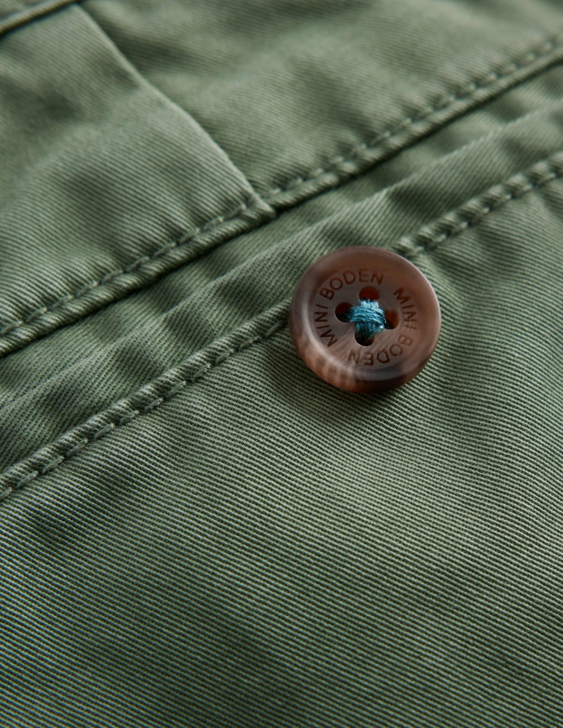 Classic Chino Shorts-Laurel Wreath / Boden