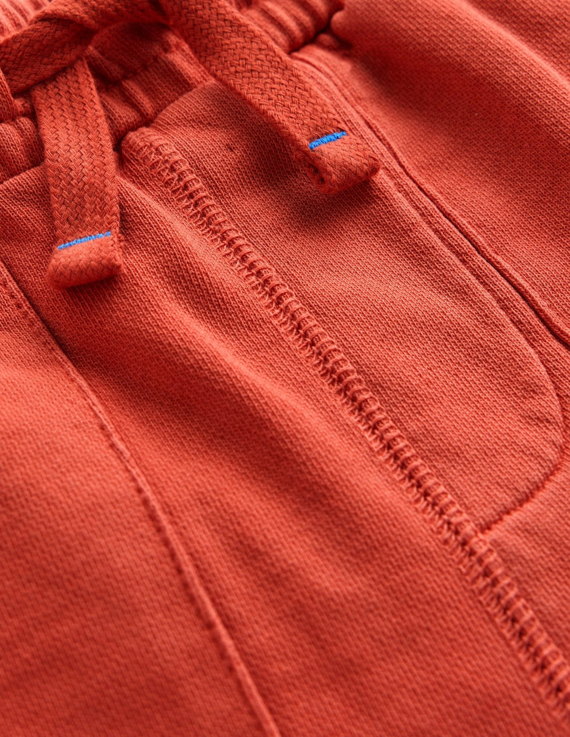 Garment Dye Sweatshorts-Burnt Sienna / Boden