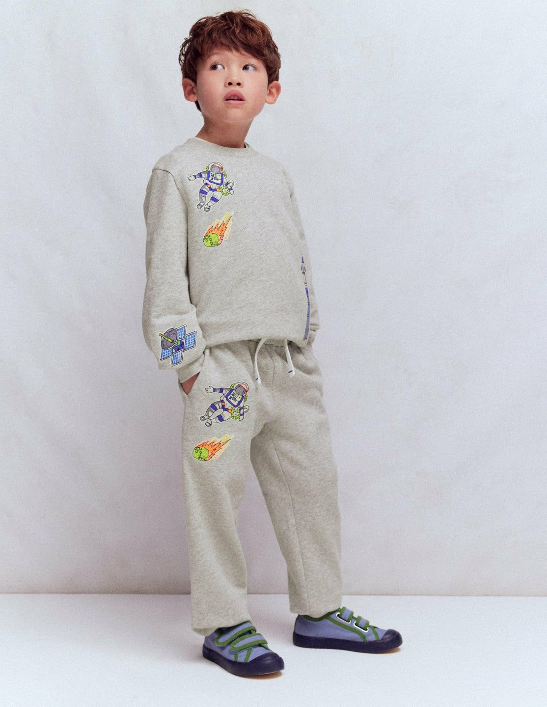 Badge Sweatpants-Grey Space / Boden On sale