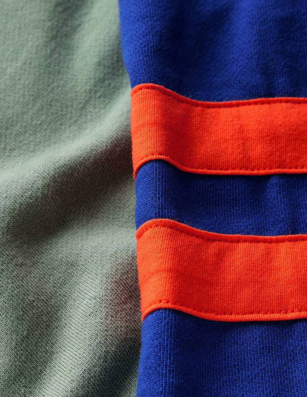Colourblock Sleeve Sweatshirt-CHINOISE GREEN COLOURBLOCK / Boden Outlet