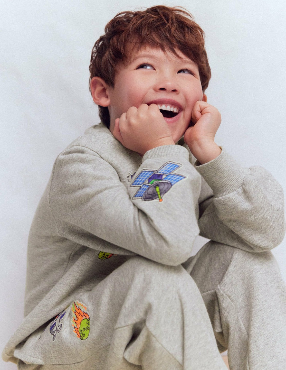 Badge Sweatshirt-Grey Marl Space / Boden Sale