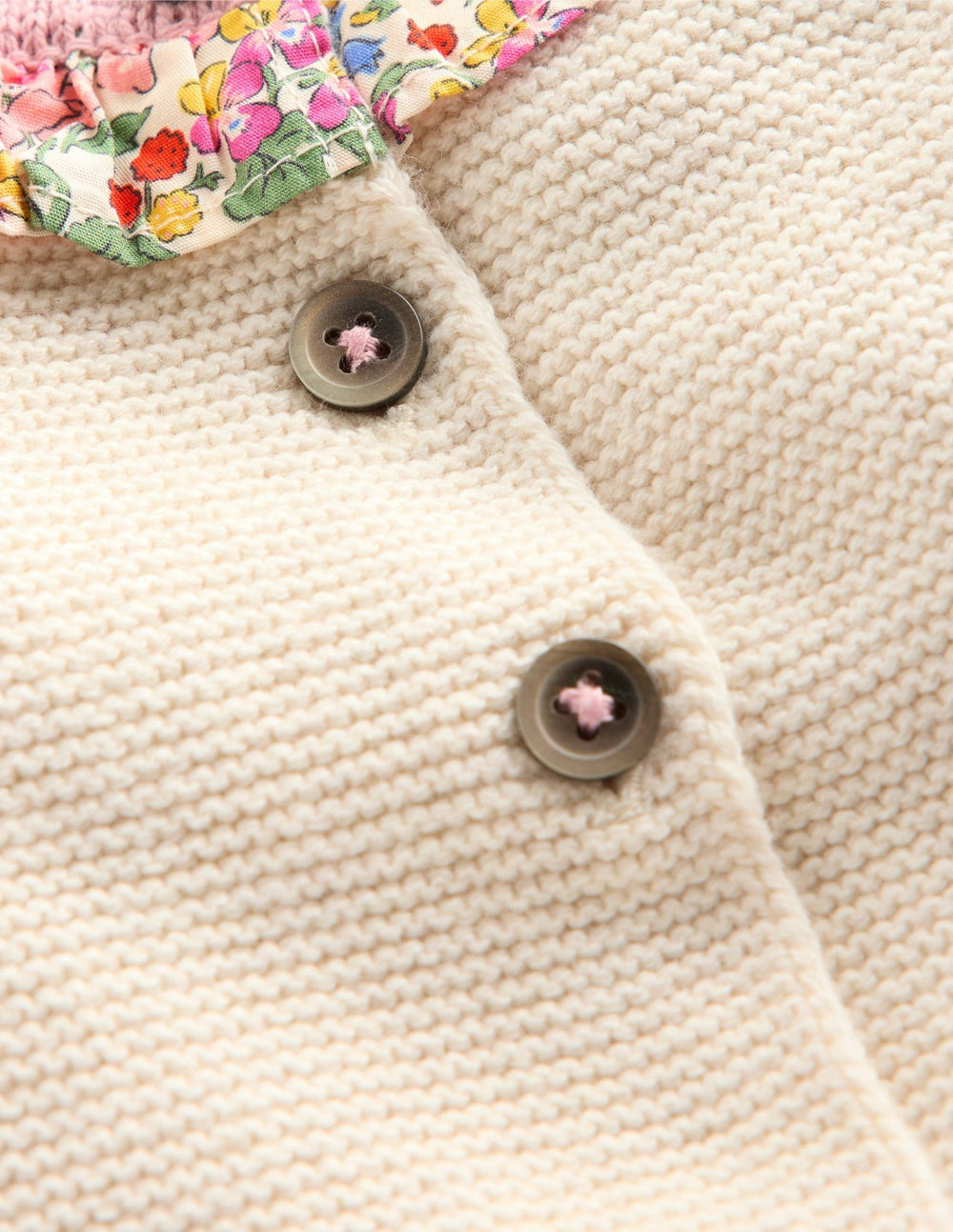 Pretty Knitted Play Set-Ecru Marl Hearts / Boden us