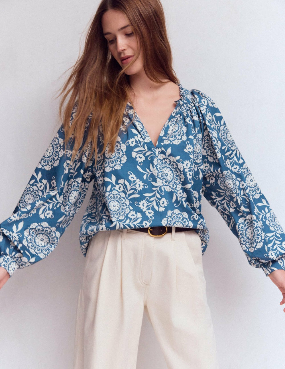 Serena Pleat Neck Top-Blue, Decorative Blossom / Boden
