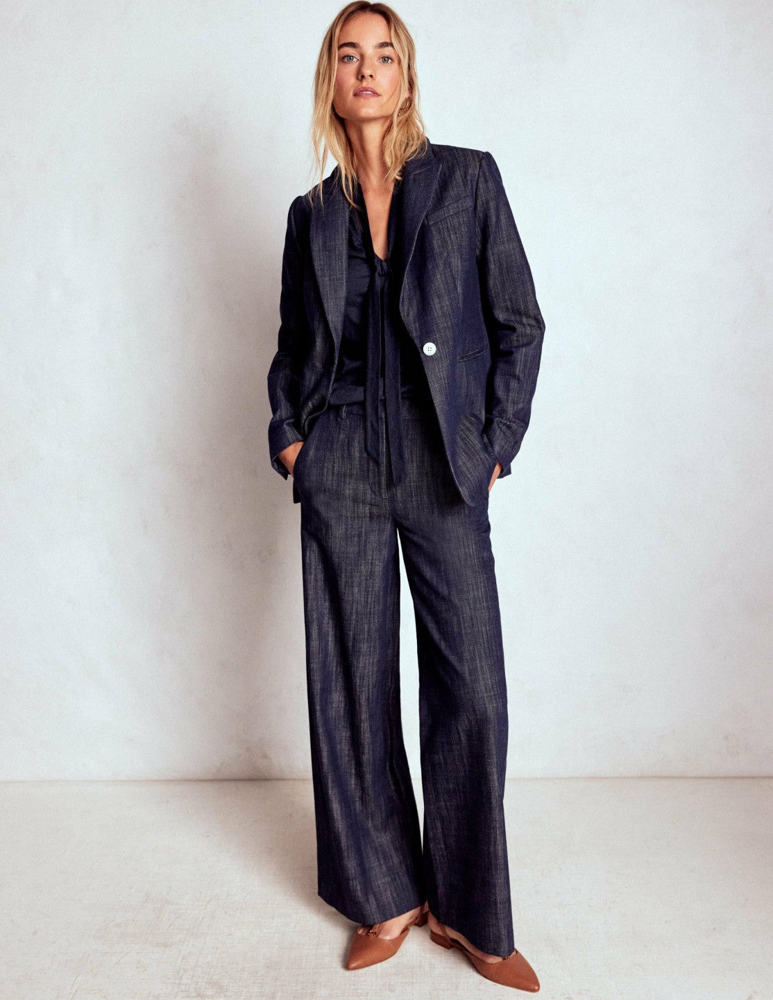 Tie Neck Supersoft Top-Navy / Boden Discount
